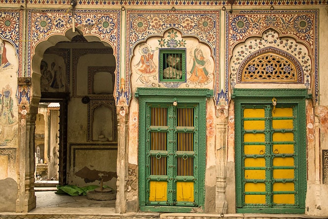 Old facade of a haveli, Sone Chandi ki Dukan Haveli in Mahansar, Shekhawati, Rajasthan