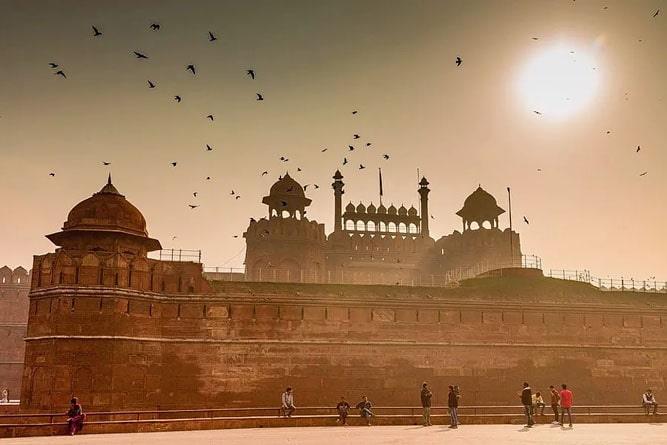 Fort Rouge (Lal Qila) au coucher du soleil, Delhi, Inde