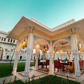 Hotel Blusalz Vintage Harlalka Haveli, hôtel à Mandawa, Shekhawati, Rajasthan