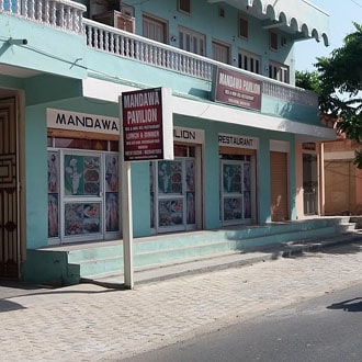 Mandawa Pavilion Roof Top Restaurant, restaurant à Shekhawati, Rajasthan
